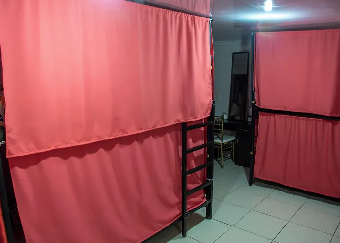 The Backside House - Women Only - Hostel Tamarindo